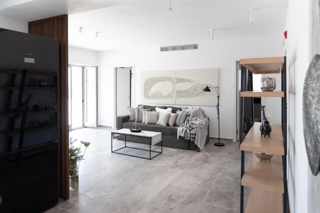 Golden Bay Luxury Villas And Suites Chrisi Akti  Exteriör bild