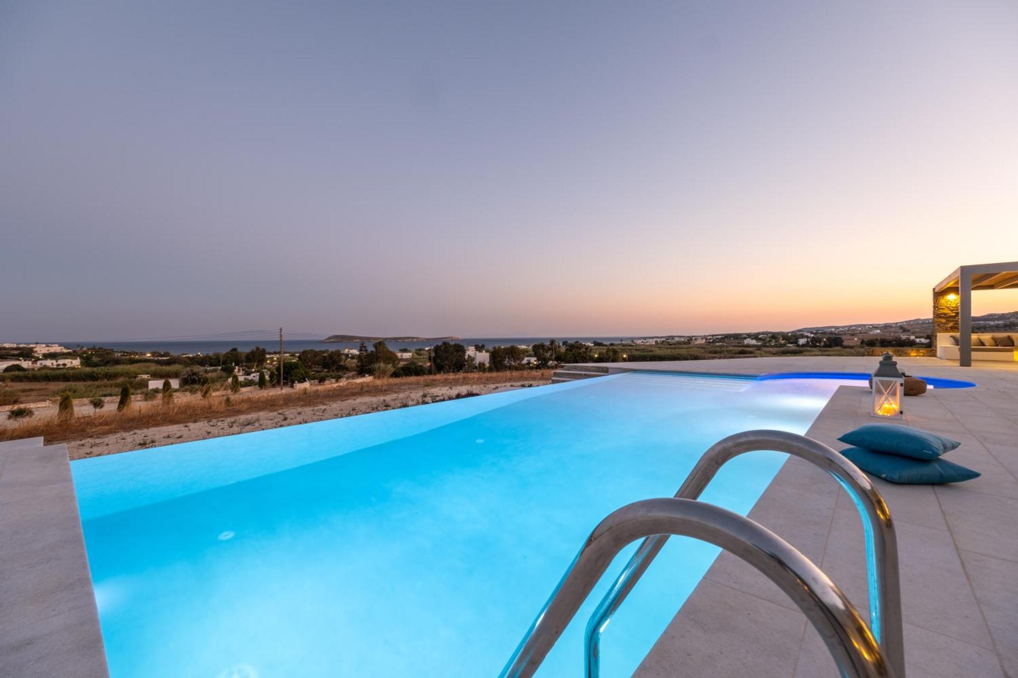 Golden Bay Luxury Villas And Suites Chrisi Akti  Exteriör bild