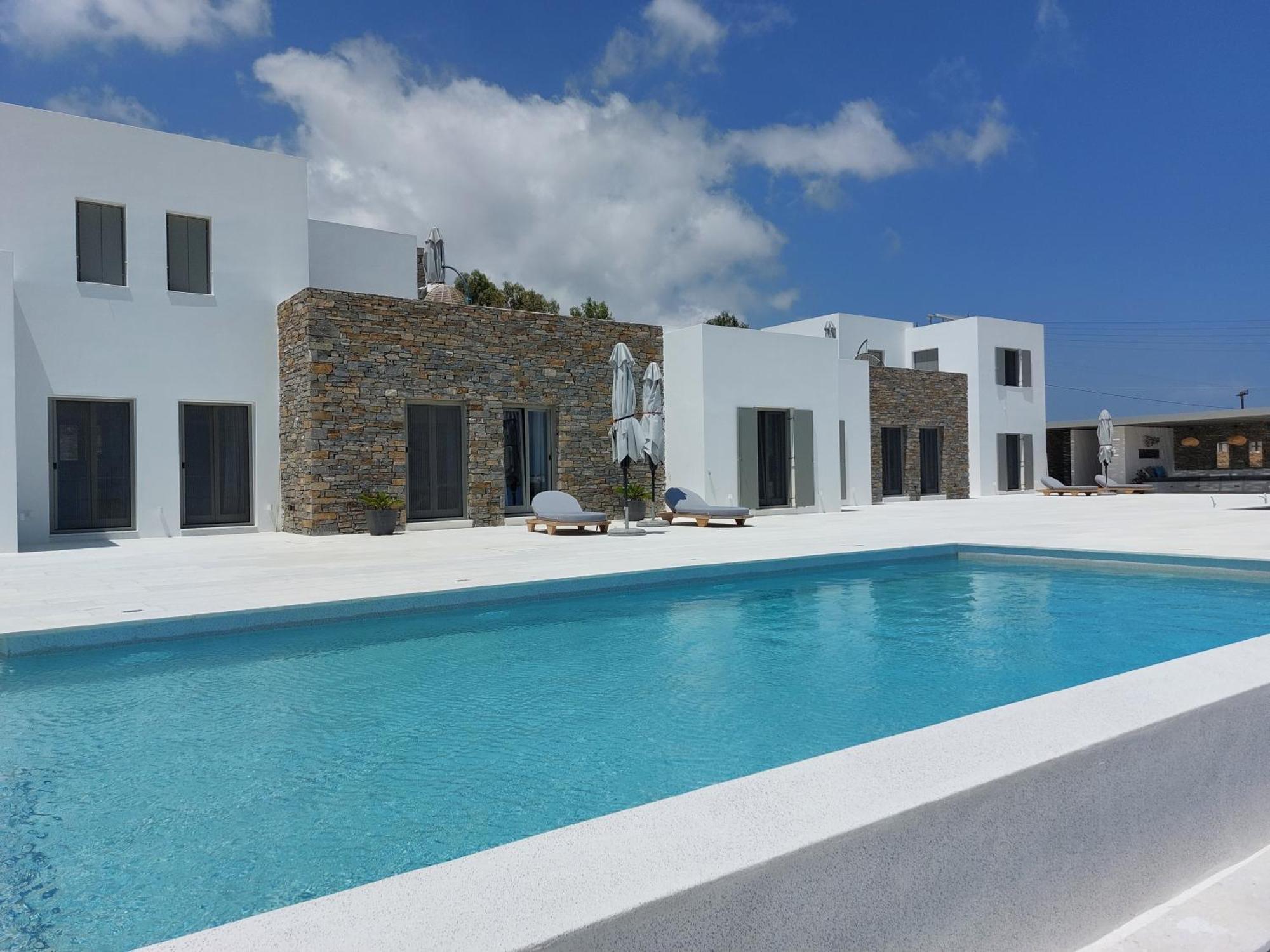 Golden Bay Luxury Villas And Suites Chrisi Akti  Exteriör bild